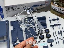 125 1964 Ford Country Station Wagon Sedan'64 Complete Model Kit with Engine