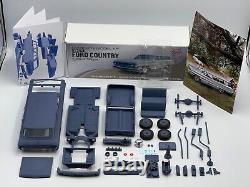 125 1964 Ford Country Station Wagon Sedan'64 Complete Model Kit with Engine