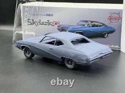 125 1969 Buick Skylark GS Resin Model Kit With Rubber Tires and Clear Parts