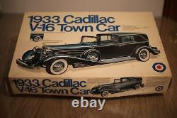 1933 Cadillac V-16 Town Car 116 Entex 9029 XL Big Vintage Unbuilt Model Car Kit