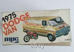 1975 Dodge Van MPC 1-7522 125