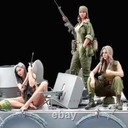 1/16 resin model GK, 3 female soldiers, unassembled and unpainted kit