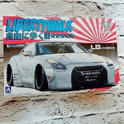 1/24 AOSHIMA LIBERTY WALK NO. 10 LB WORKS R35 GT-R Ver. 2