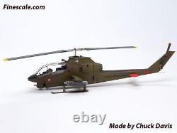 1/32 ICM 32060 AH-1G Cobra, US Attack Helicopter (early production) plastic kit