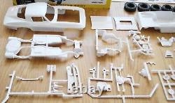 AIRFIX'65 Corvette Sting Ray 1/25 incomplete