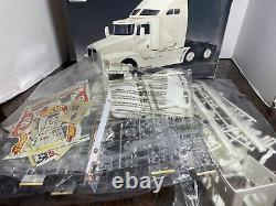 Amt 125 Plastic Model Kit Canepa Kenworth T600a Semi Tractor