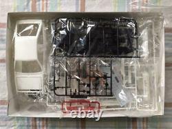 Aoshima 124 Scale TRD Toyota Corolla Levin AE86 Plastic Model Kit Unassembled