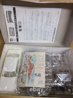 Aoshima 1/24 Hot Rod Nissan 430 Cedric Plastic Model Kit