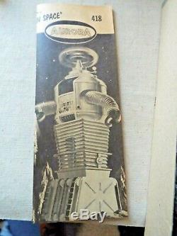 Aurora Orignal Lost In Space Robot 418 Model Kit Unassembled Complete