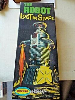 Aurora Orignal Lost In Space Robot 418 Model Kit Unassembled Complete