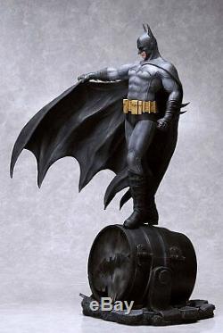 Batman Dark Knight Superhero Bale Figure Model Resin Kit Unpainted Unassembled