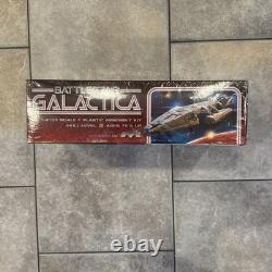 Battlestar Galactica Classic 35th Anniversary Model 14105 Moebius NIOB