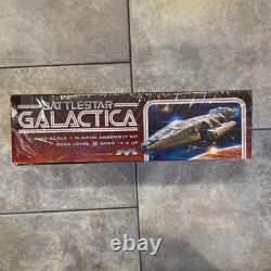 Battlestar Galactica Classic 35th Anniversary Model 14105 Moebius NIOB