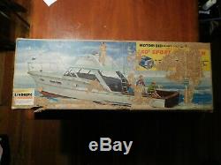 Chris Craft Sport Fisherman vintage Lindberg Unassembled, AS-IS, READ CAREFULLY