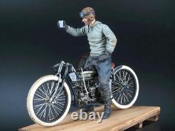 Cix Models 1/35 Henderson Model G Four Cylinder 1917 Motorcycle withRider CIXM046