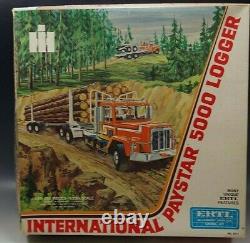 Ertl International Paystar 5000 Loger Truck Model Kit 1/25 Scale Vintage Mib