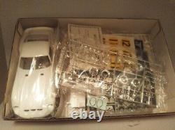 GUNZE 1/24 Scal Ferrari 250Gt SWB High Tech Model Unassembled Kit Vintage