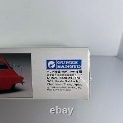 Gunze Sangyo High Tech BMW Isetta 300 Car 1/24 Sealed Hobby Model Kit Garage Dad
