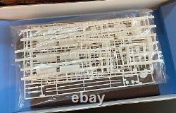 Gunze Sangyo RMS LUSITANIA 1/350 Scale Plastic Model Kit unassembled RARE