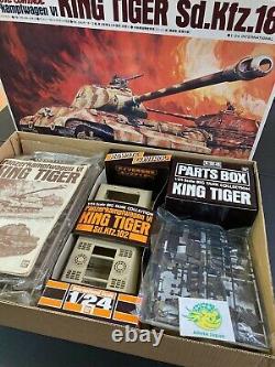 King Tiger Sd Kfz 182 Bandai German Heavy Tank 6 Remote Control Model kit 1/24