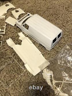 MPC 1977 THE SORCERER Ford Van 1/25TH Plastic Model KIt Custom Van