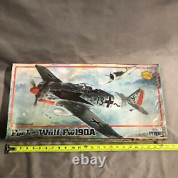 MPC 1/24 Focke Wulf FW 190 A German WWII Fighter Model Kit (SEALED BOX DAMAGE)