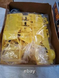 MPC EL CAMINO MONSTER TRUCK 1/25 Scale Model Kit # 1-0453 Body Sealed Bag Rare