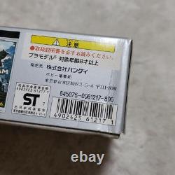 Model Kit 1/144 Zaku II Mobile Suit Gundam Unassembled Vintage Out of Print me