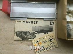 Model kit 67 FORD GT Mark IV with trailer. MPC 504