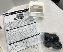 OPEN BOX COMPLETE Revell Kenworth K-100 Cabover 125 Truck Model Kit 85-2513