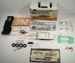 Original Vintage Amt 1963 Chrysler Imperial Ht Kit # 6823-149- Stock Builder Kit