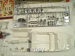 Original Vintage Amt 1963 Chrysler Imperial Ht Kit # 6823-149- Stock Builder Kit