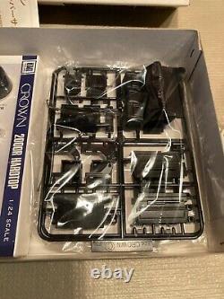 Otaki Crown 2000 2 Door Hardtop Model Kit# 0T3-70-1000 1/24 Scale Open Box