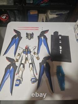 Perfect Grade Gundam Perfect Strike Freedom, Painted And Decals