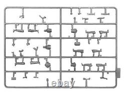 Plastic Scale midel Kit 1/48 B26K with USAF Pilots & Ground Personnel ICM 48280