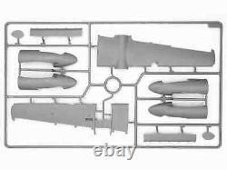 Plastic Scale midel Kit 1/48 B26K with USAF Pilots & Ground Personnel ICM 48280