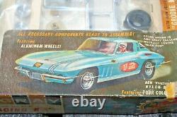 RARE AMT 1965 Corvette Stingray Fastback Slot Racking Kit Complete withEngine NIB