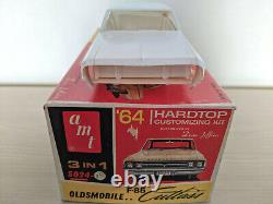 RARE! ORIGINAL AMT 1964 OLDSMOBILE F-85 CUTLASS Model Kit COMPLETE GORGEOUS