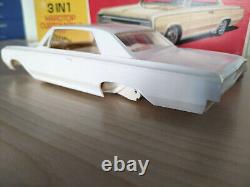 RARE! ORIGINAL AMT 1964 OLDSMOBILE F-85 CUTLASS Model Kit COMPLETE GORGEOUS