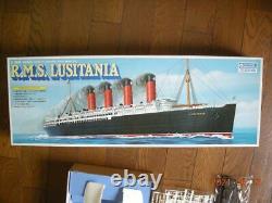 RMS Lusitania 1/350 Unassembled British Passenger Ship Gunze Sangyo/GSI Creos