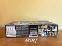 Revell 1/25 Kenworth T900 Australia Tractor, F/S