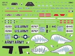 Scale model kit 1/32 ICM 32063 US Helicopter AH-1G Arctic Cobra Plastic model