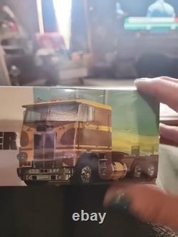 Sealed Vintage Original Nos Amt White Freightliner Dual Drive Truck Tractor T568