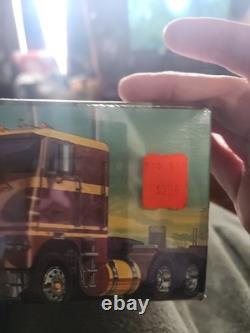 Sealed Vintage Original Nos Amt White Freightliner Dual Drive Truck Tractor T568