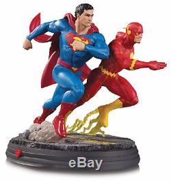 Superman vs The Flash Superhero Figure Model Resin Kit Unpainted Unassembled 1/8