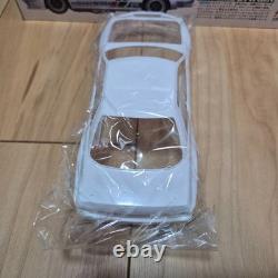 TAMIYA 1/24 scale CASTROL NISSAN SKYLINE GT-R Gr-A plastic model kit from Japan