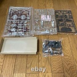 TAMIYA 1/6 Motorcycle Series No. 02 Dax Honda ST70 Kit 16002 only opened withTrack