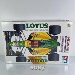 Tamiya 120 Formula 1 Hakkinen Herbert 1993 Lotus-Ford 107 F1 Kit Gift