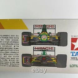 Tamiya 120 Formula 1 Hakkinen Herbert 1993 Lotus-Ford 107 F1 Kit Gift