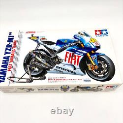 Tamiya 1/12 Full-View Full View Yamaha Yzr-M1 09 Fiat Team Model Kit Unassembled